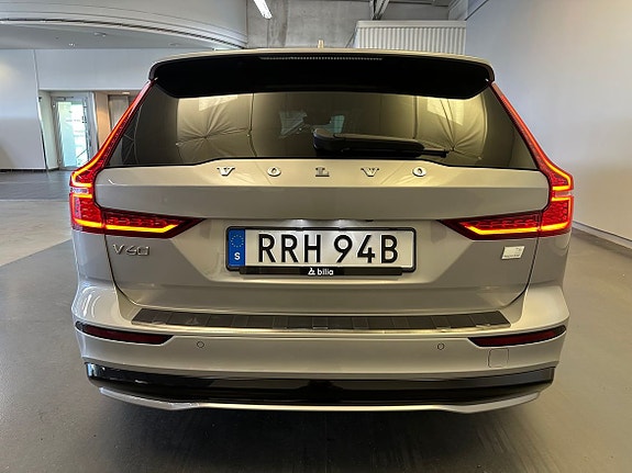 Volvo V60 7 of 19