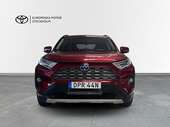 Toyota RAV4 5 of 20