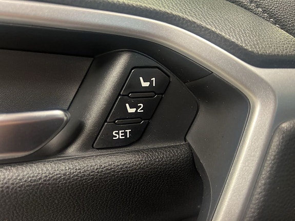 Toyota RAV4 16 of 20