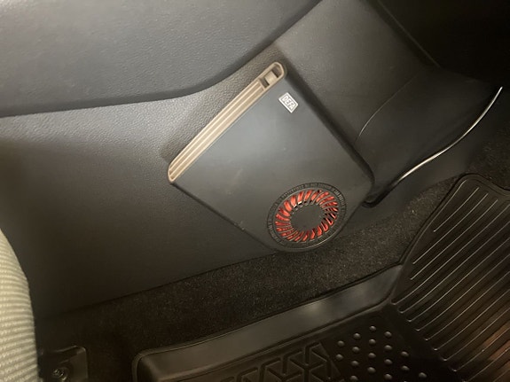 Toyota RAV4 12 of 20