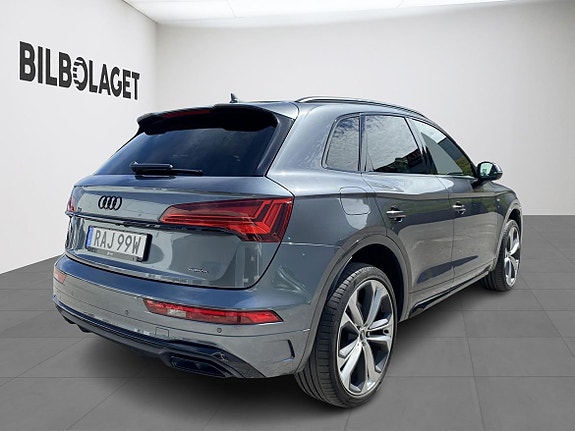 Audi Q5 4 of 5