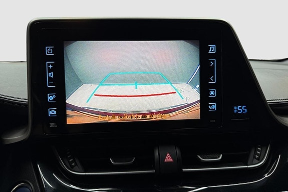 Toyota C-HR 11 of 18
