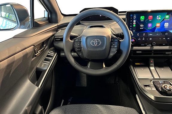 Toyota bZ4X 3 of 5
