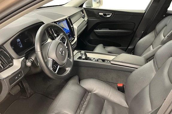 Volvo XC60 14 of 25