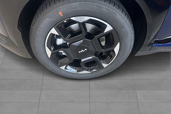 Kia EV5 15 of 16