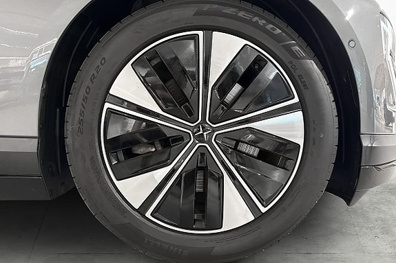 Polestar 4 6 of 19