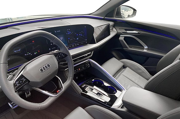 Audi Q5 9 of 14