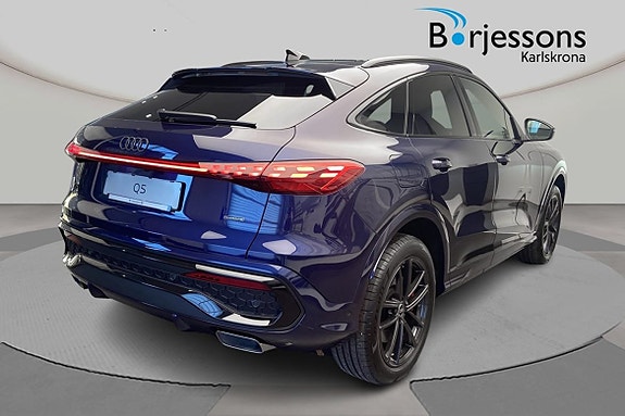 Audi Q5 4 of 5