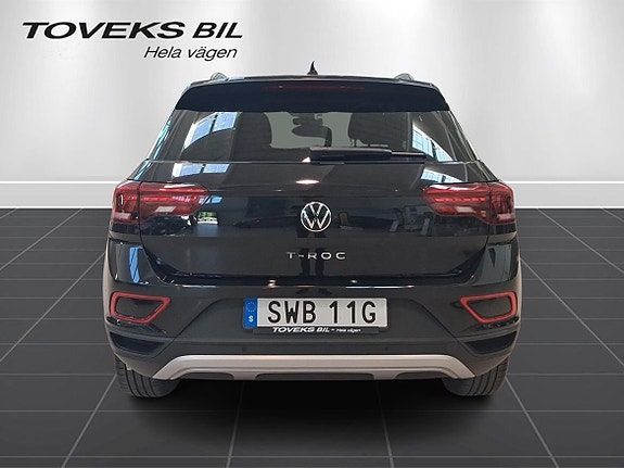 Volkswagen T-Roc 4 of 5