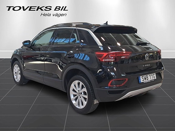 Volkswagen T-Roc 3 of 5