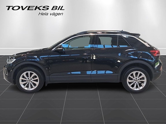Volkswagen T-Roc 2 of 5