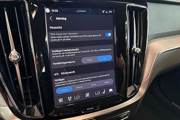 Volvo V60 30 of 30