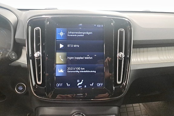 Volvo XC40 7 of 10