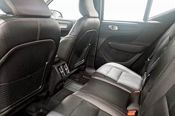 Volvo XC40 9 of 10