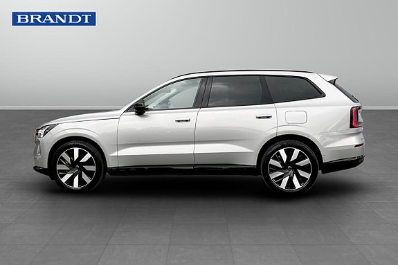 Volvo EX90 5 of 12