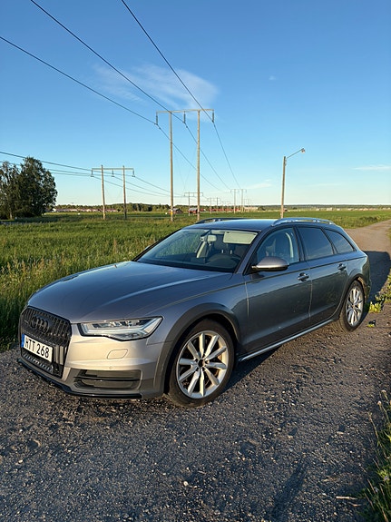 Audi A6 allroad 2 of 5