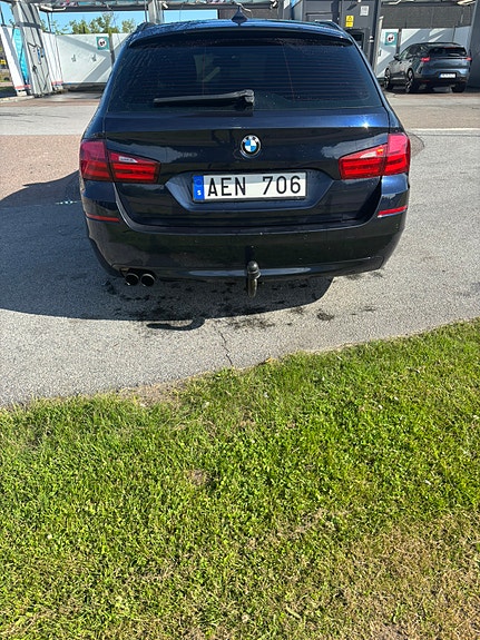 BMW 525d 2 of 13