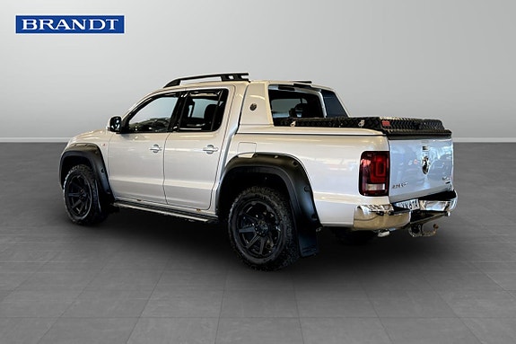 Volkswagen Amarok 2 of 5