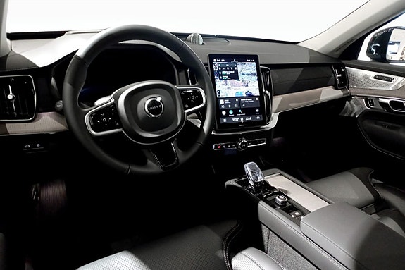 Volvo XC90 5 of 5