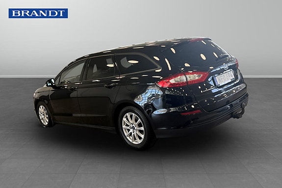 Ford Mondeo 2 of 5