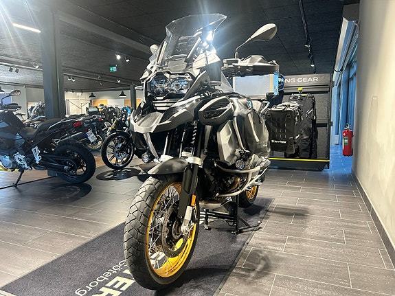 BMW R1250GSA Adventure Väskor,Toppbox,Larm + alla paket 3,45% Ränta! 2 of 5