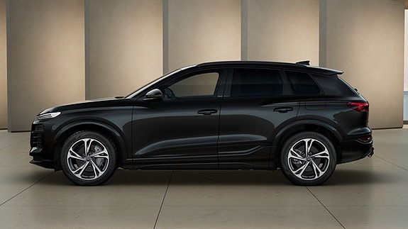 Audi Q6 e-tron 3 of 11