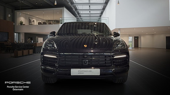 Porsche Cayenne 7 of 11
