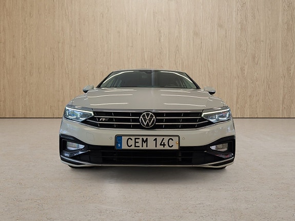 Volkswagen Passat 5 of 5