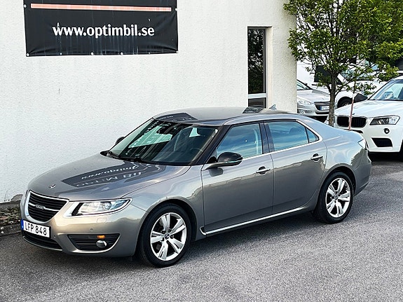 Saab 9-5 2 of 5