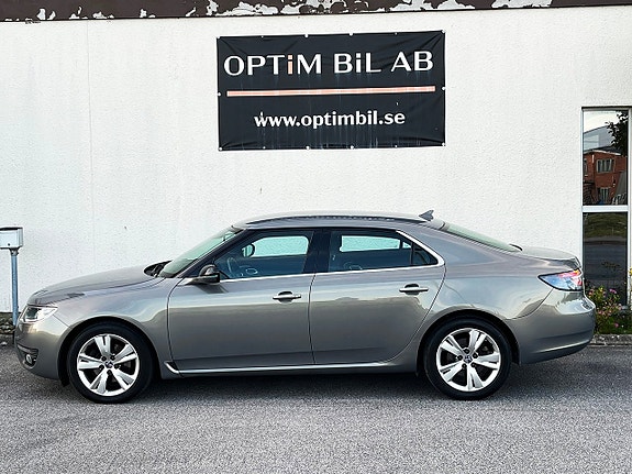 Saab 9-5 3 of 5