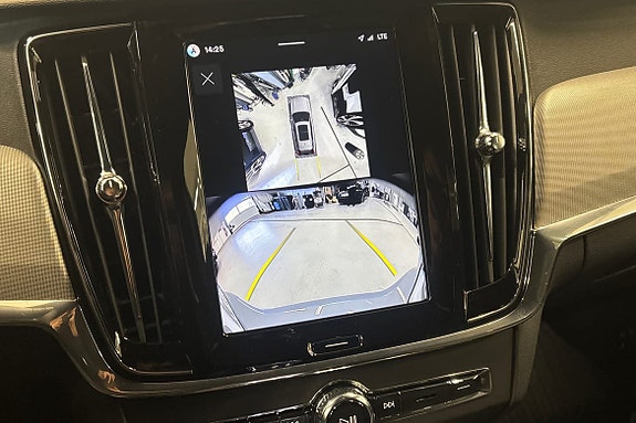 Volvo V90 17 of 22
