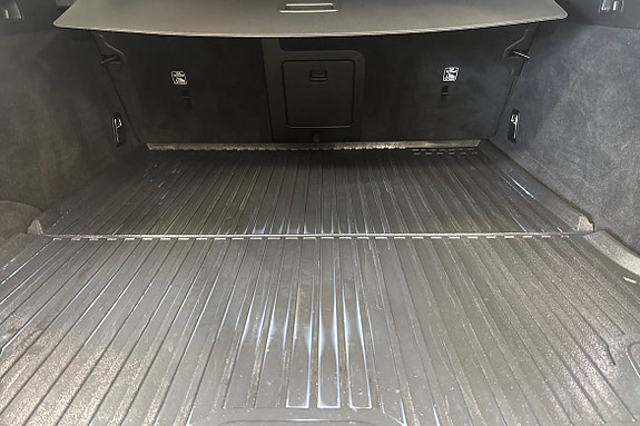 Volvo V90 13 of 22