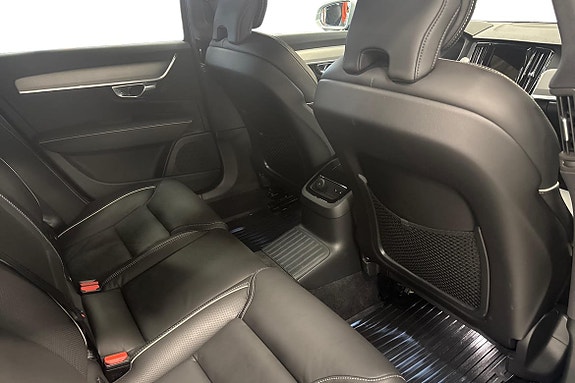 Volvo V90 11 of 22