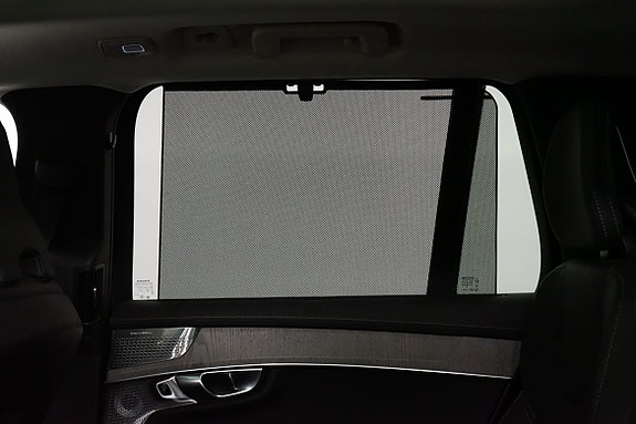 Volvo XC90 12 of 28