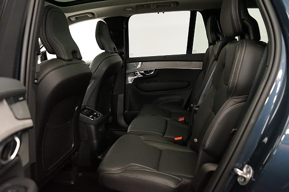 Volvo XC90 6 of 28