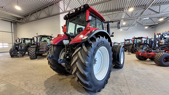 Valtra T202 Direct / Frontlyft / 3724 timmar 8 of 12