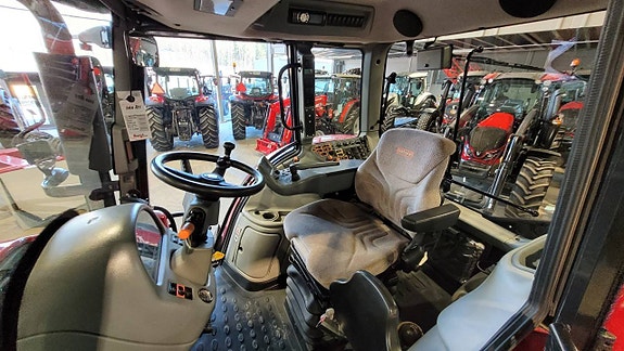 Valtra T202 Direct / Frontlyft / 3724 timmar 12 of 12