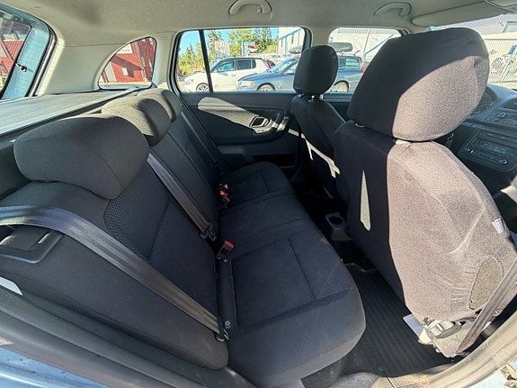 Skoda Fabia 5 of 6