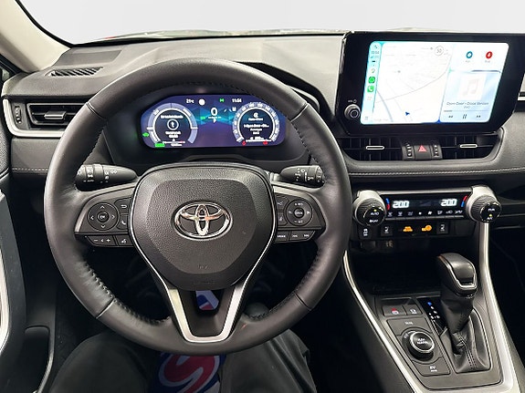 Toyota RAV4 9 of 21