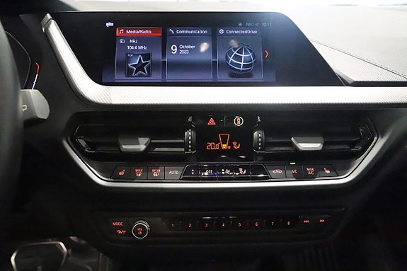 BMW 118i 12 of 12