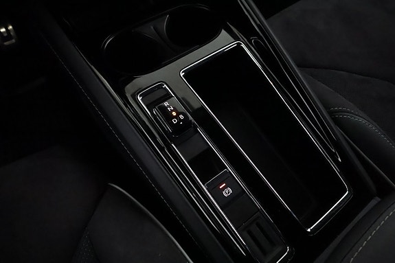 Skoda Enyaq 24 of 28