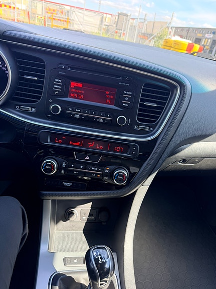 Kia Optima 3 of 5