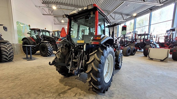 Valtra A73 / Lastare / 1662 timmar 8 of 12