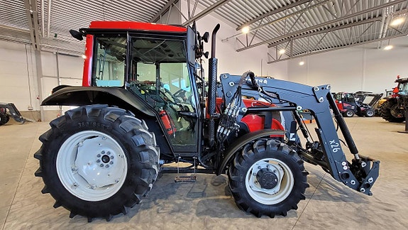 Valtra A73 / Lastare / 1662 timmar 7 of 12