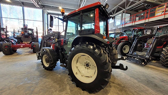 Valtra A73 / Lastare / 1662 timmar 10 of 12