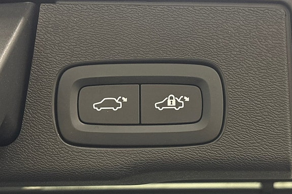 Volvo XC60 17 of 24