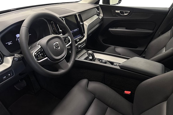 Volvo XC60 8 of 24