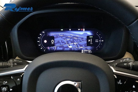 Volvo XC60 10 of 18