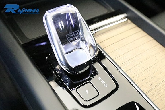 Volvo XC60 15 of 18