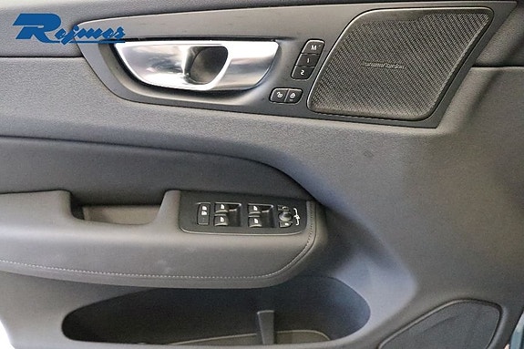 Volvo XC60 16 of 18